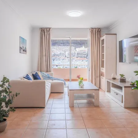Tenerife Cristianos 3 Bedroom Pool لوس كريستيانوس