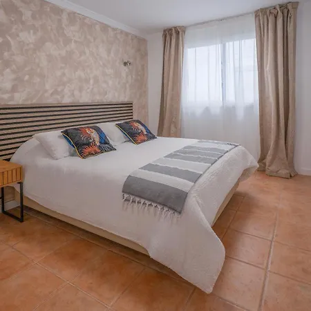 Tenerife Cristianos 3 Bedroom Pool *
