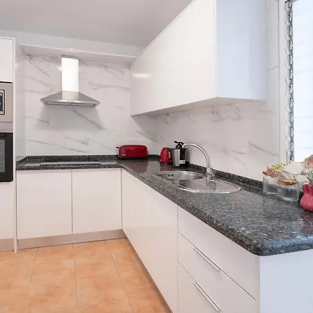 Tenerife Cristianos 3 Bedroom Pool Los Cristianos (Tenerife)